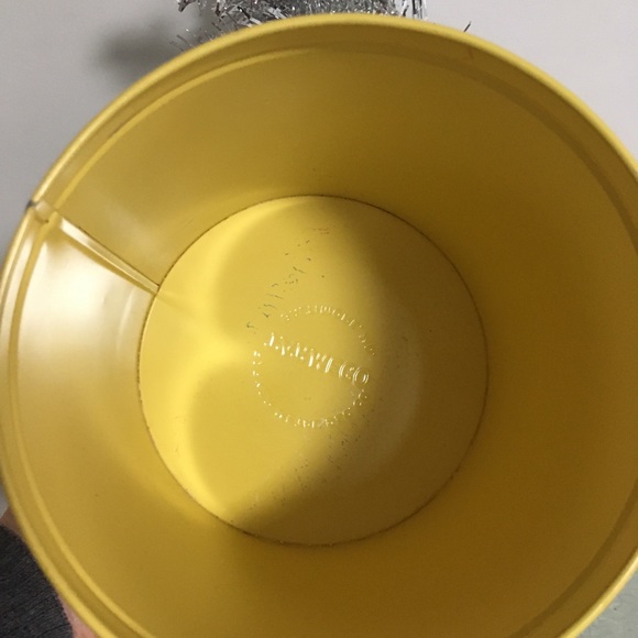 Vintage plaid tartan tins canisters set - Picture 10 of 11